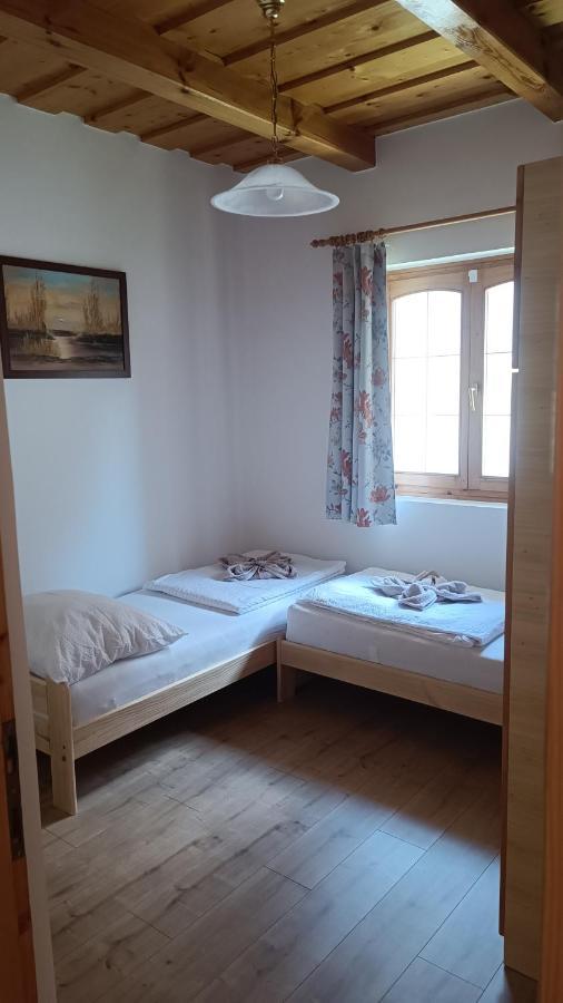 Vica Apartman Balatonberény Exterior foto